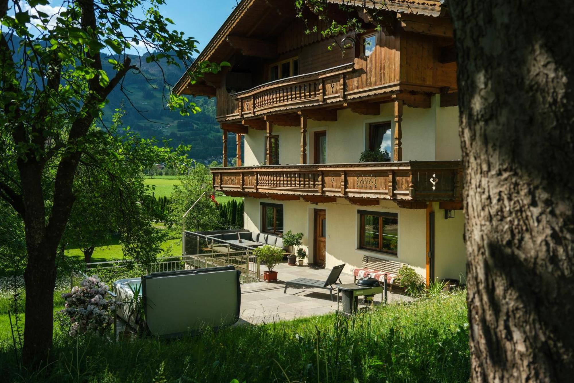 Apart Moidl Mit Privatem Pool Hart im Zillertal Εξωτερικό φωτογραφία