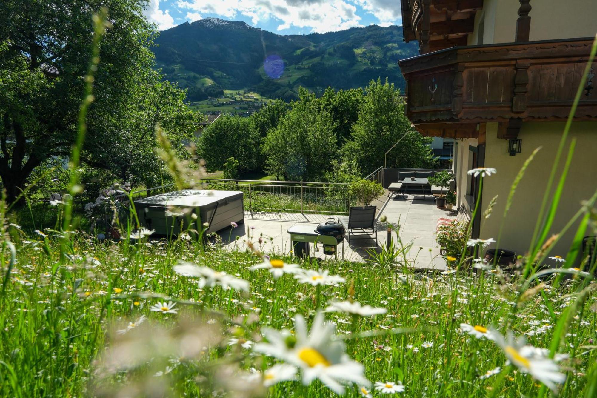 Apart Moidl Mit Privatem Pool Hart im Zillertal Εξωτερικό φωτογραφία